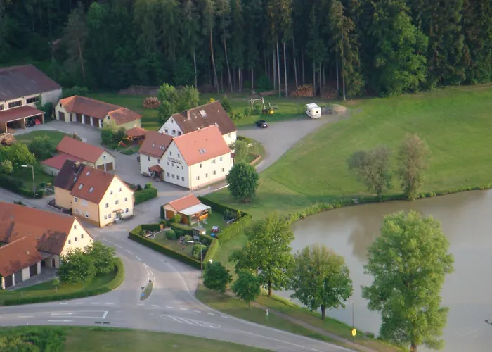 Pension Zum Grünen Wald Feuchtwangen